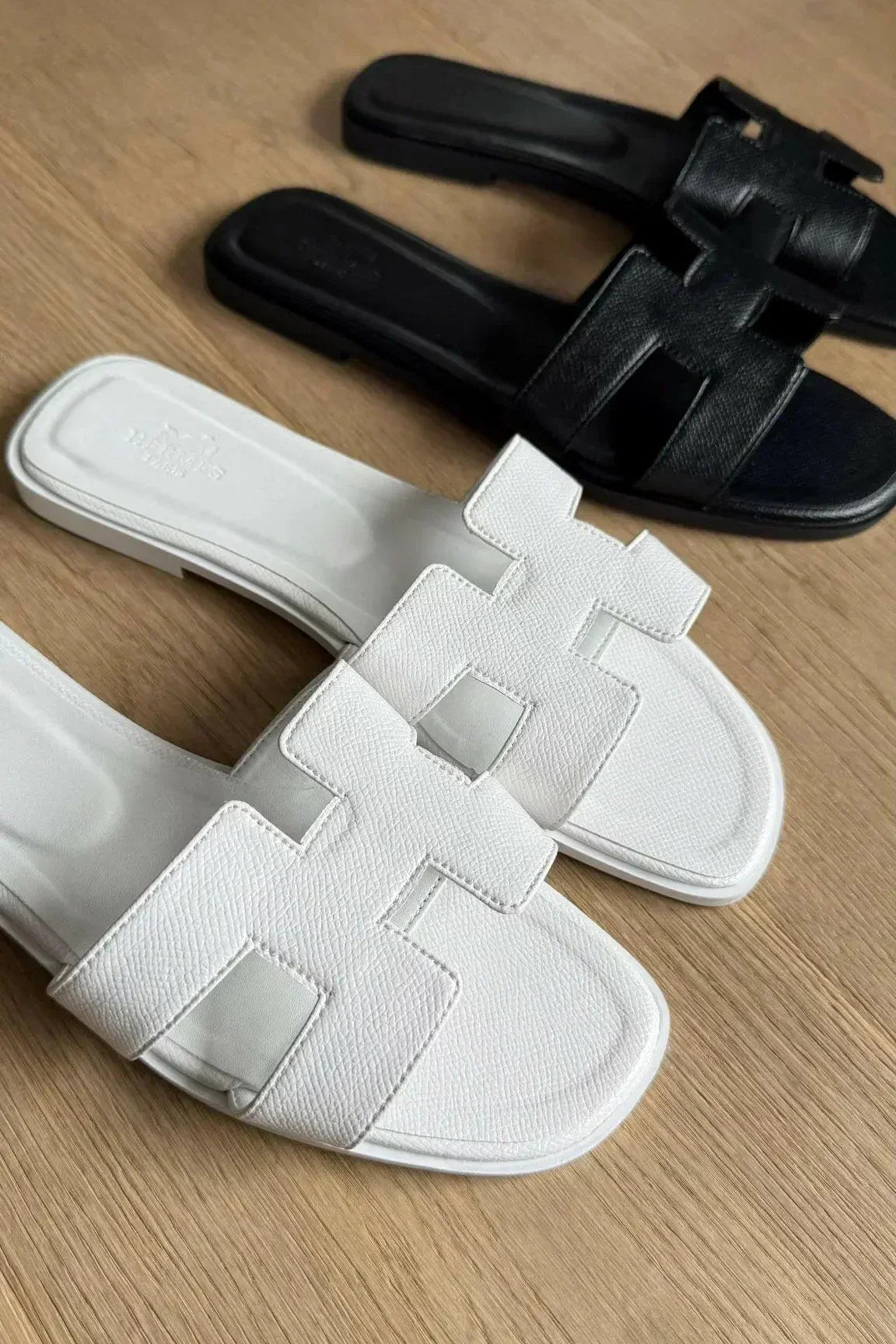 Luna Cut Ledersandale