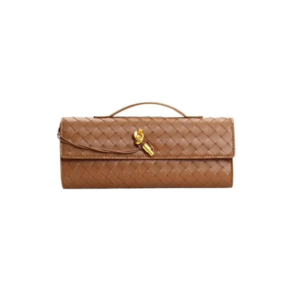 Handgeflochtene Leder Clutch mit Golddetails – Designer