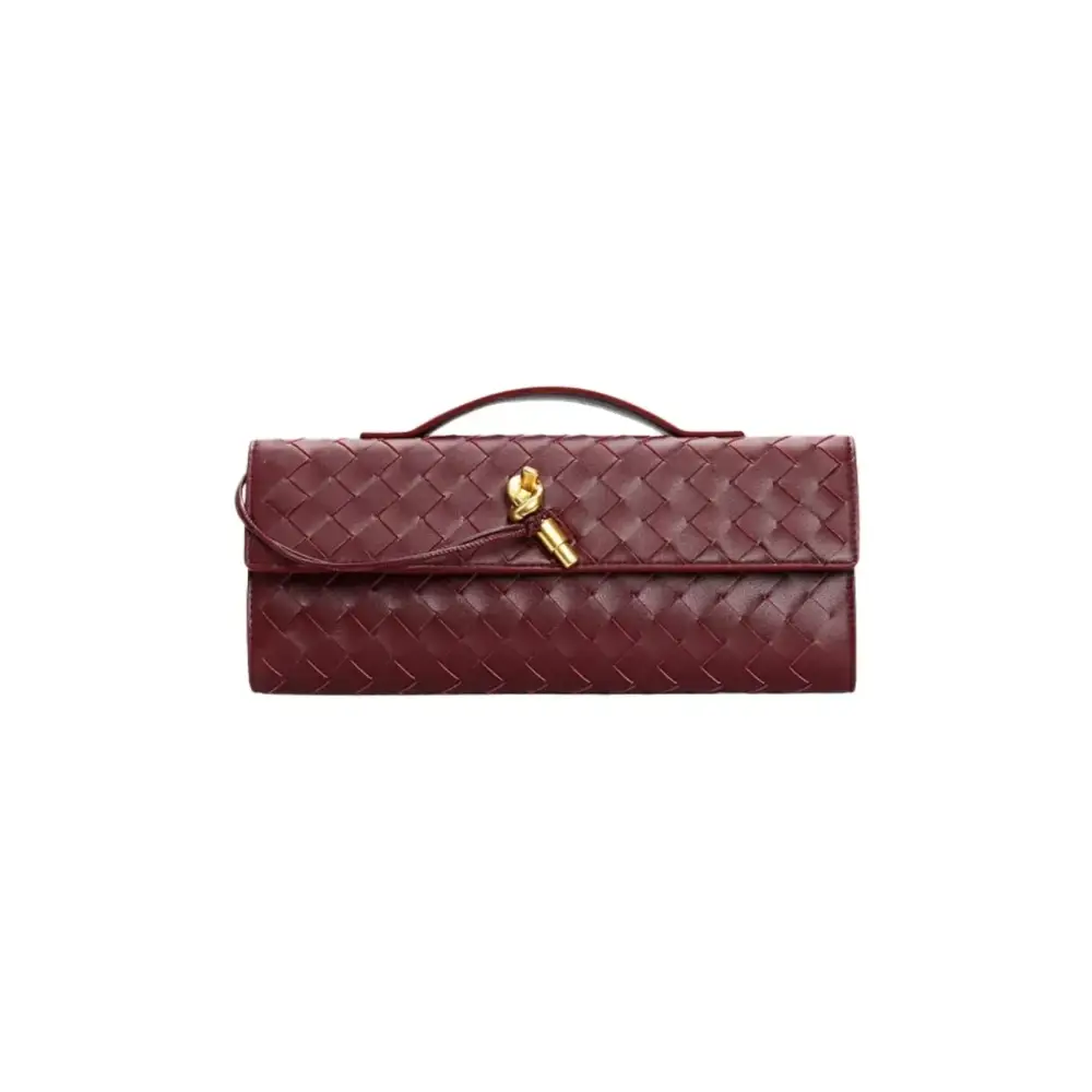 Handgeflochtene Leder Clutch mit Golddetails – Designer