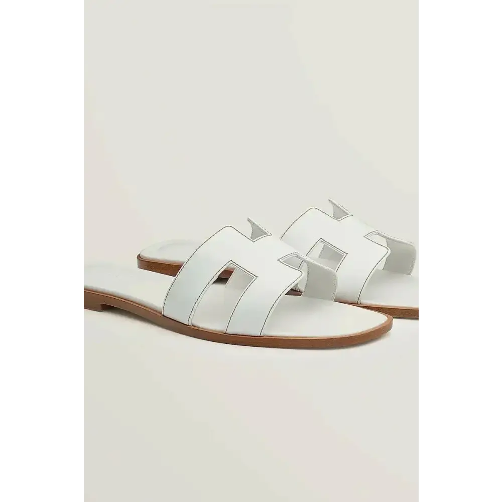 Luna Cut Ledersandale – Elegante Sommersandale mit Cut-Out-Design